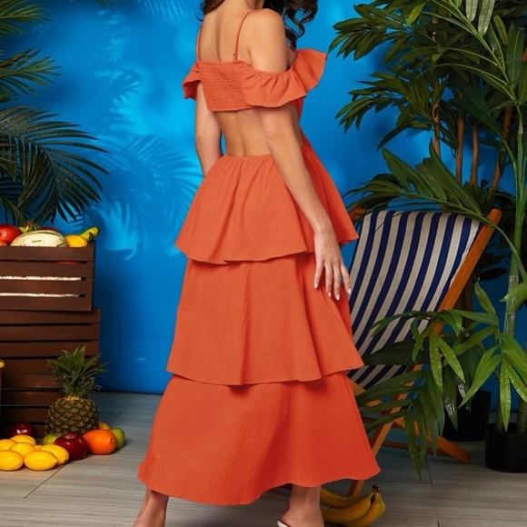 Boho cutout cold shoulder maxi dress - Picture 5 of 12